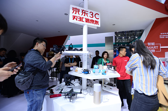 亚洲消费电子展在上海 京东五大展区亮相(图6)