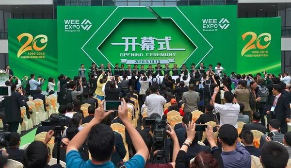 恒达富士电梯华丽亮相上海国际电梯展(图1)