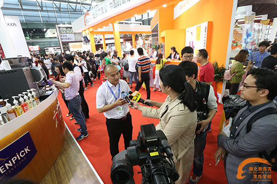 新东方烹饪教育助力国际烘焙展(图10)