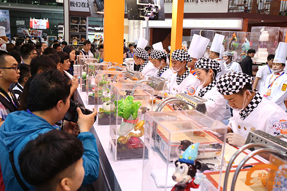 新东方烹饪教育助力国际烘焙展(图7)
